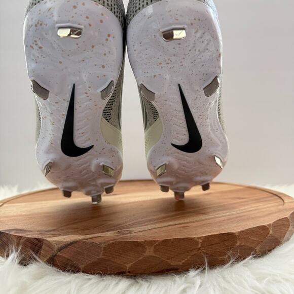 Nike Hyperdiamond 4 Pro Women's Softball Cleats Size 9.5 Sea Glas CZ5920-006 NEW - Picture 7 of 12